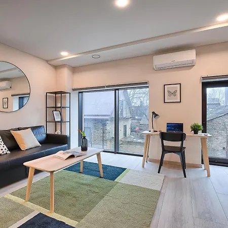Apartment Business-class 2 X Free Parking X Self Check In 24x7 *