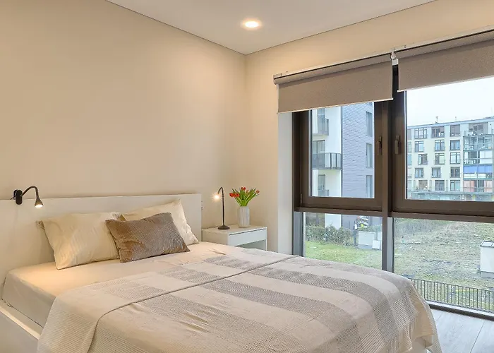 Business-class 2 X Free Parking X Self Check In 24x7 *