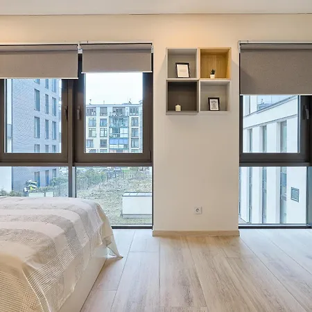 Apartment Business-class 2 X Free Parking X Self Check In 24x7