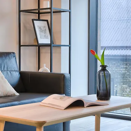 Apartment Business-class 2 X Free Parking X Self Check In 24x7