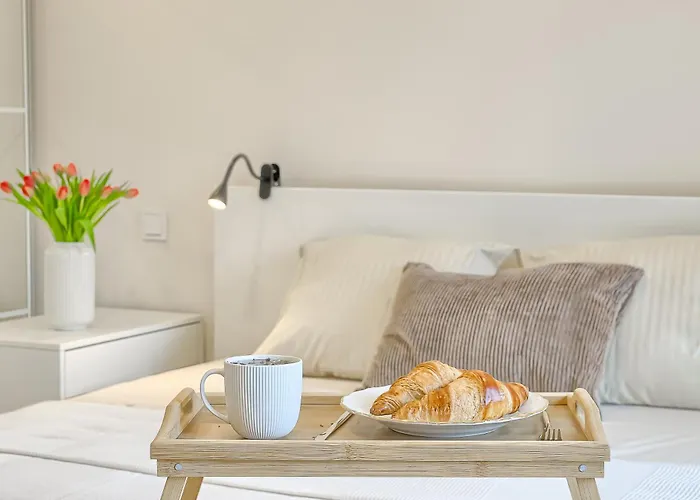 Apartment Business-class 2 X Free Parking X Self Check In 24x7 *