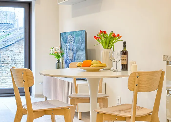 Business-class 2 X Free Parking X Self Check In 24x7 Apartment