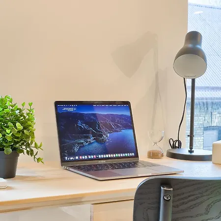 Business-class 2 X Free Parking X Self Check In 24x7 Vilnius