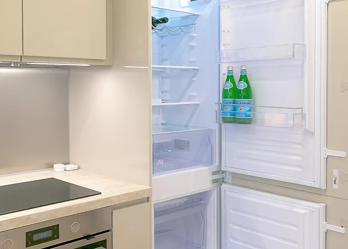 Business-class 2 X Free Parking X Self Check In 24x7 Vilnius