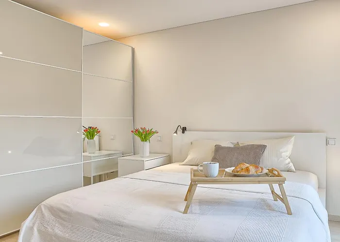 Butas Business-class 2 X Free Parking X Self Check In 24x7